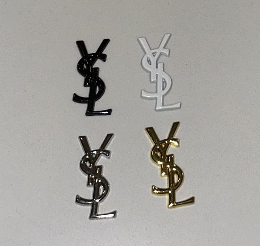 Sleek Flatback Charms